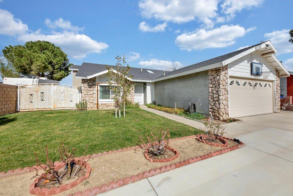 Property Image for 5209 E Avenue R11